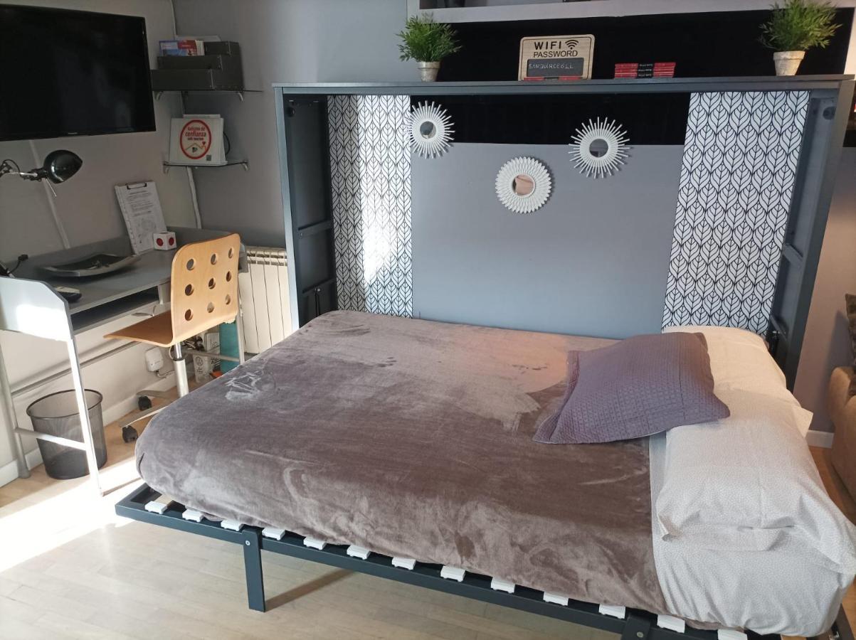 Apartamento San Quirce - Centrico Y Reformado- Wifi Y Netflix Valladolid Kültér fotó