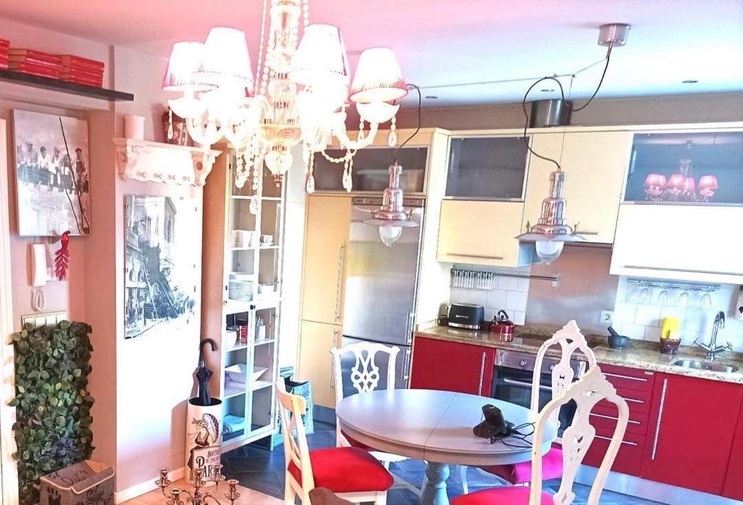 Apartamento San Quirce - Centrico Y Reformado- Wifi Y Netflix Valladolid Kültér fotó