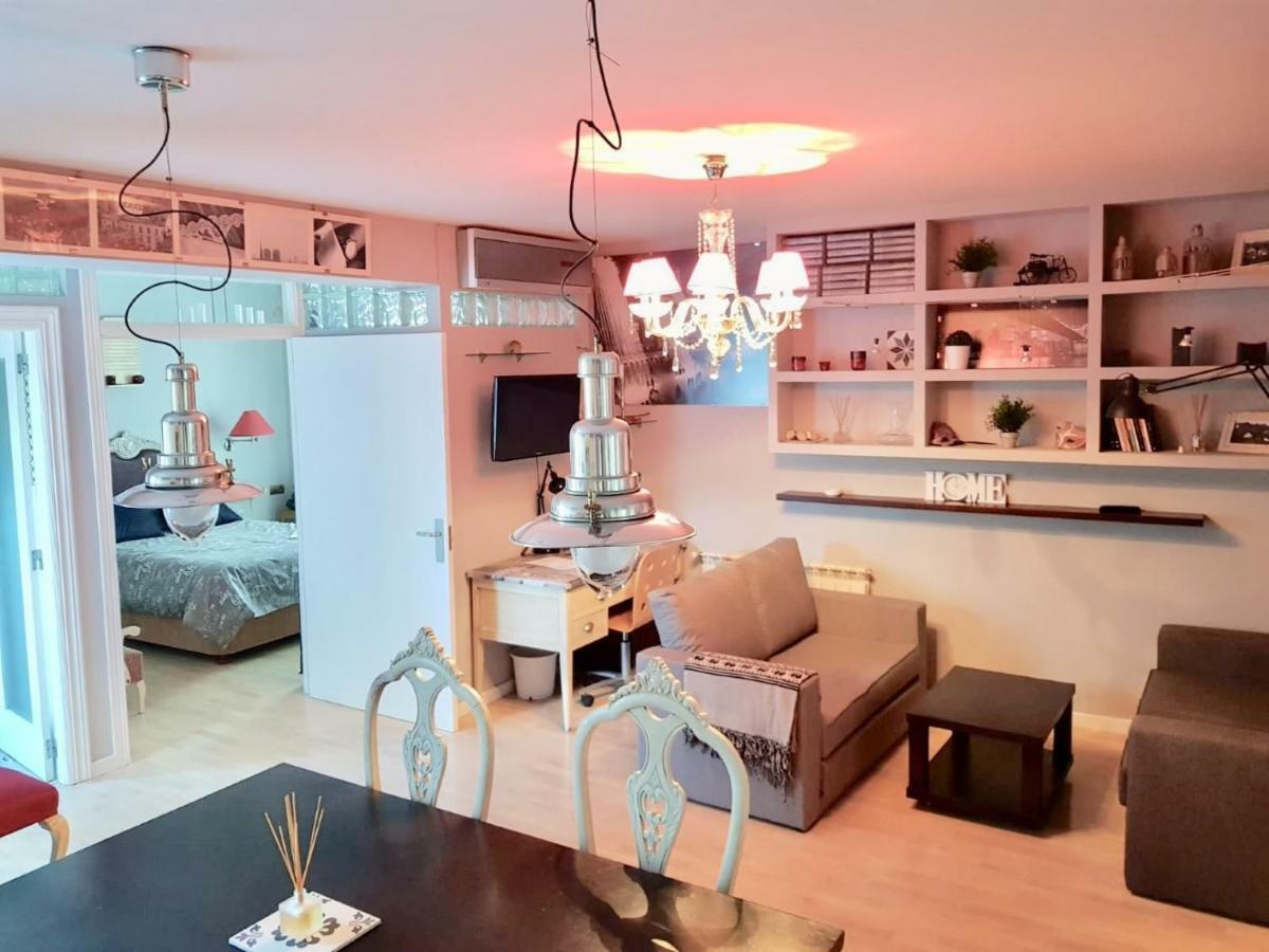 Apartamento San Quirce - Centrico Y Reformado- Wifi Y Netflix Valladolid Kültér fotó